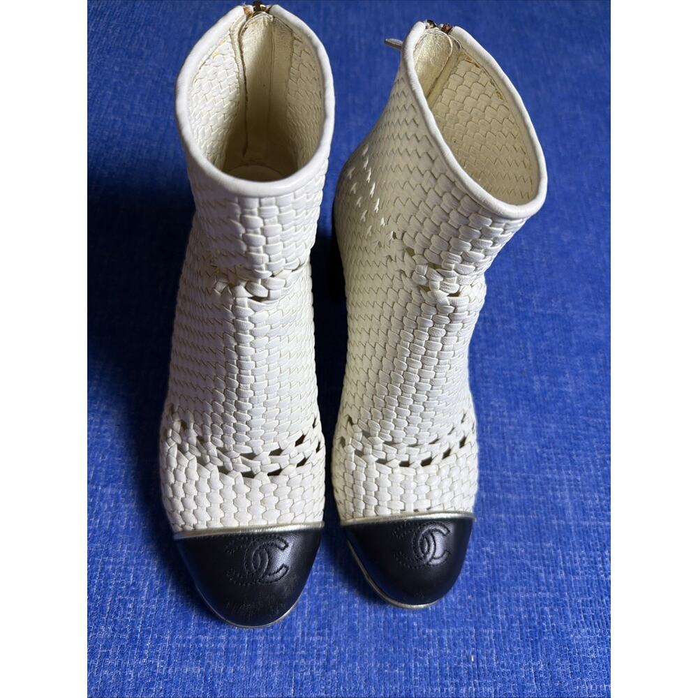 CHANEL Braided Lambskin Ankle Boots Cap Toe Buckle Logo EU 38 1/2 - Picture 2 of 10